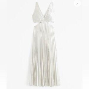 Abercrombie - the A&F Giselle Pleated Cutout Maxi Dress size medium